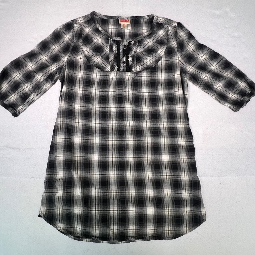 Mossimo Supply Co Plaid Tunic Top Womens Size M Black White Excellent